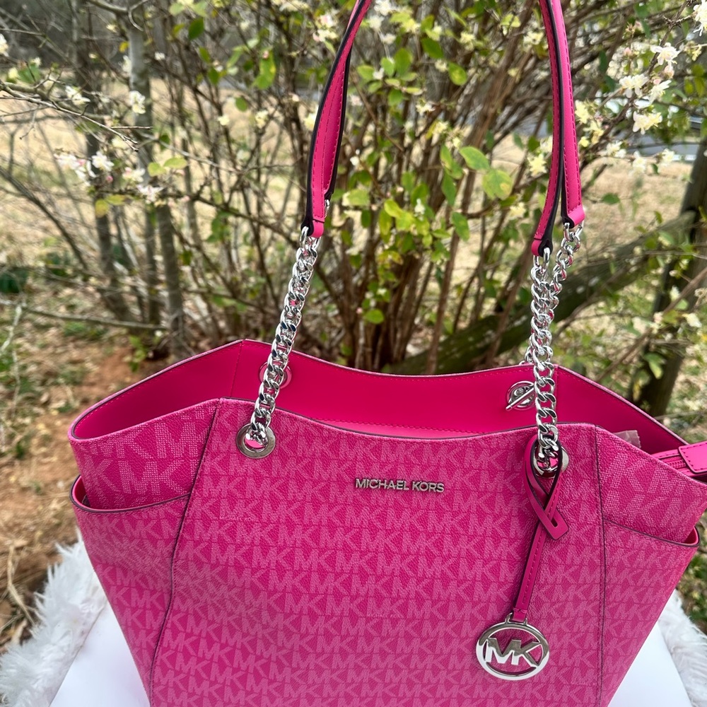 Michael Kors Jet set large chain shoulder tote Dragonfruit mk logo - Picture 13 of 16